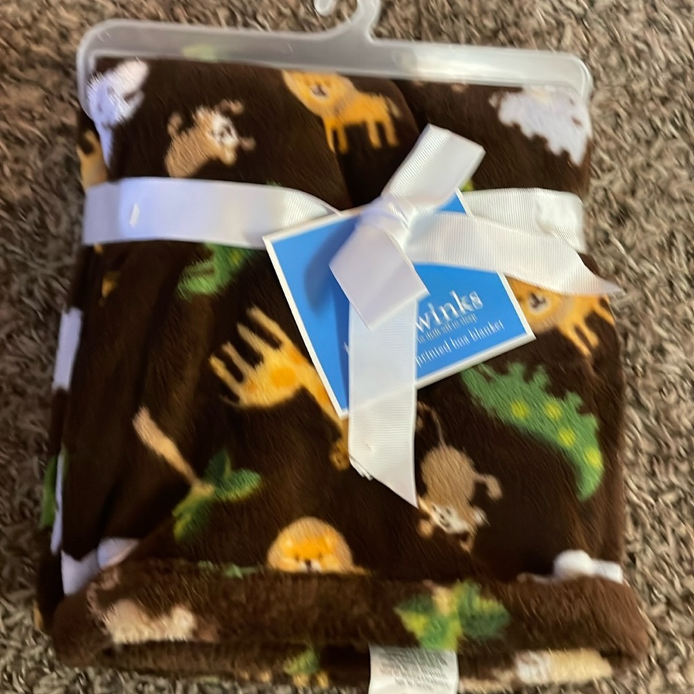 NWT baby blanket